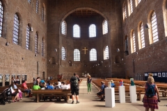 In der Basilika